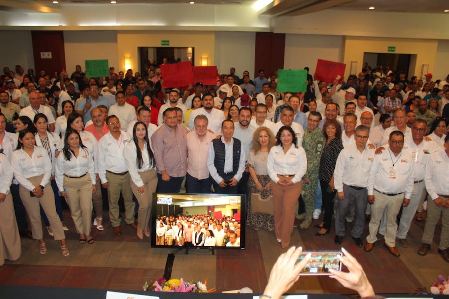 Toma protesta Francisco Javier Vargas como nuevo  Secretario General de la CROC de Baja California Sur