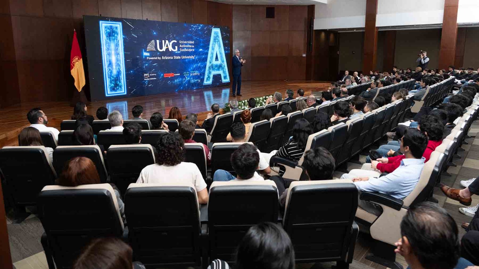 UAG lanzará Ingeniería en Inteligencia Artificial para formar futuros profesionales