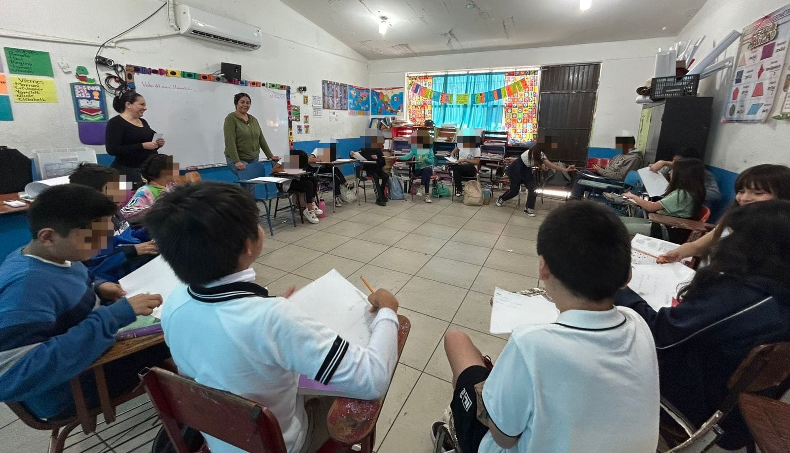 Capacitan a estudiantes “Fortaleciendo las Habilidades Socioemocionales y Autoestima”