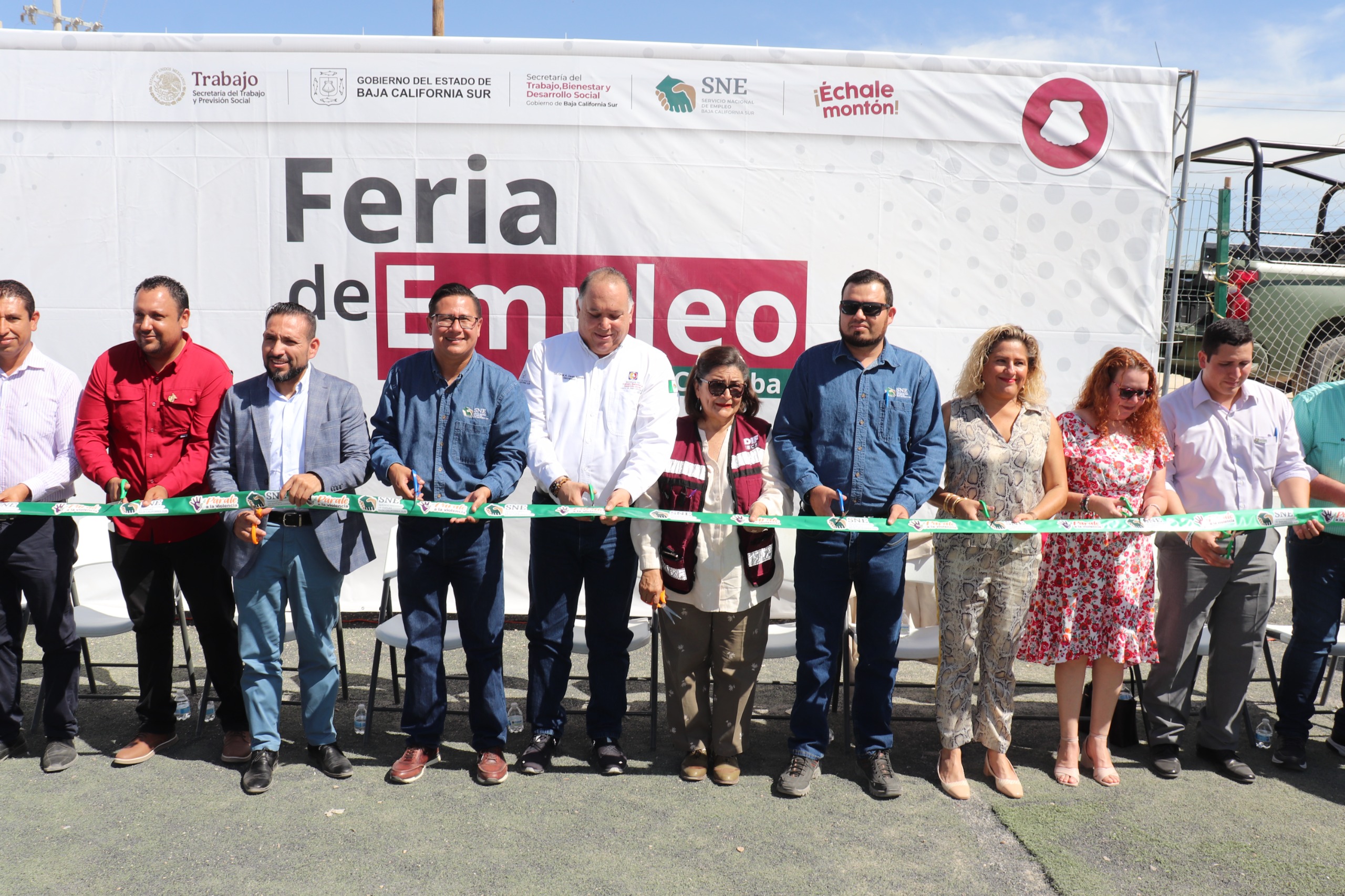 Acercan vacantes de empleo a habitantes de colonia Gastélum en Cabo San Lucas