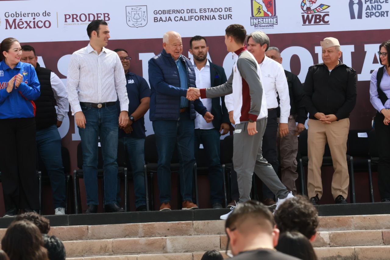 Baja California Sur se suma a la Clase Nacional de Boxeo; VMCC firma cinturón de la Paz