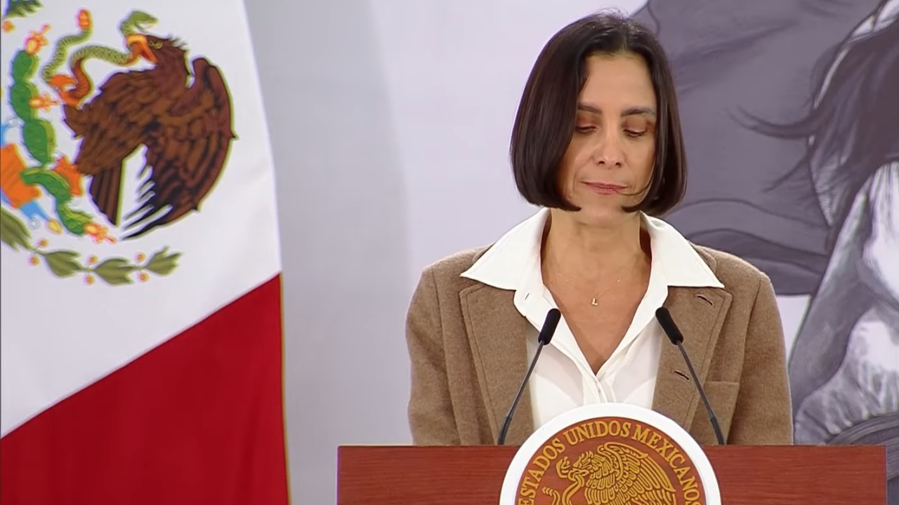 Gobierno anuncia reforma para devolver carácter público a la CFE