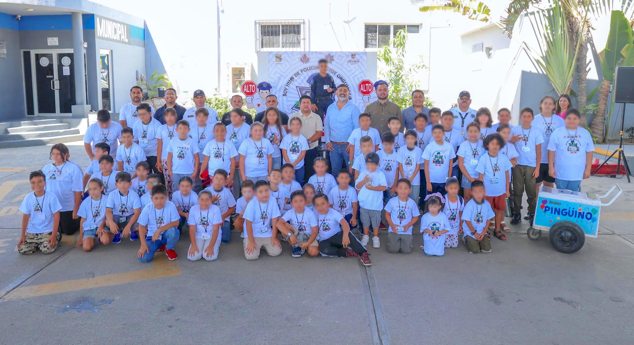Hijas e hijos de policías participan en el curso de verano “PoliKids 2025” en Los Cabos