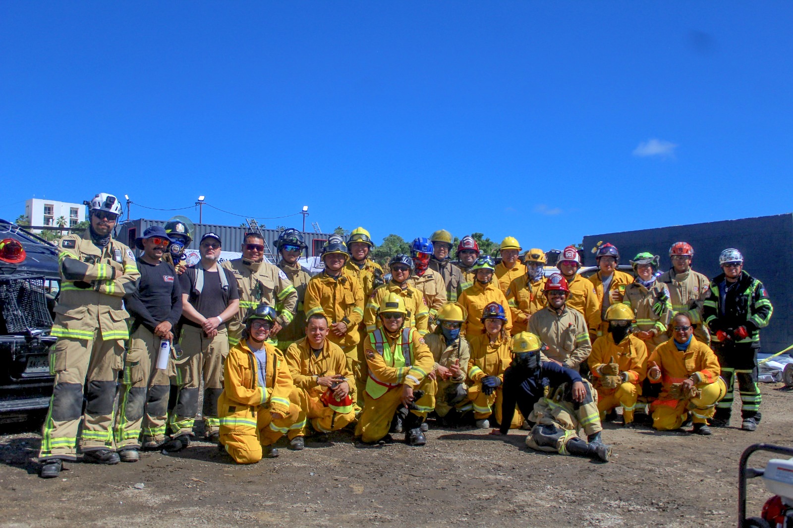 250 bomberos nacionales e internacionales fueron capacitados gratuitamente en San José del Cabo