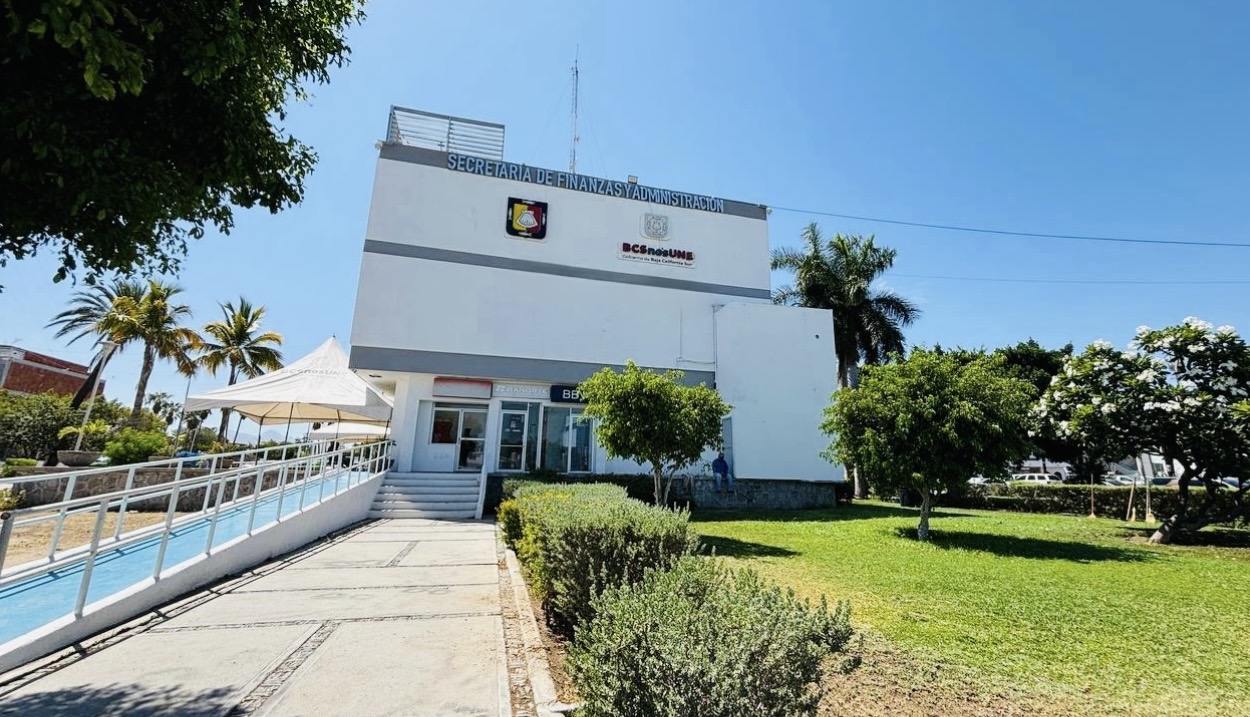 Implementa Secretaría de Finanzas ajustes operativos en módulos de atención a contribuyentes