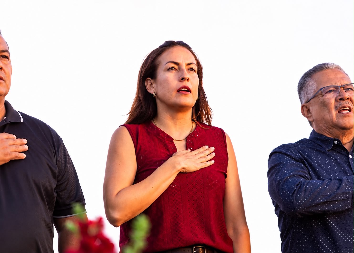 «Hoy es tiempo de solidarizarnos»: Milena Quiroga respalda a familias afectadas por el incendio en Comondú