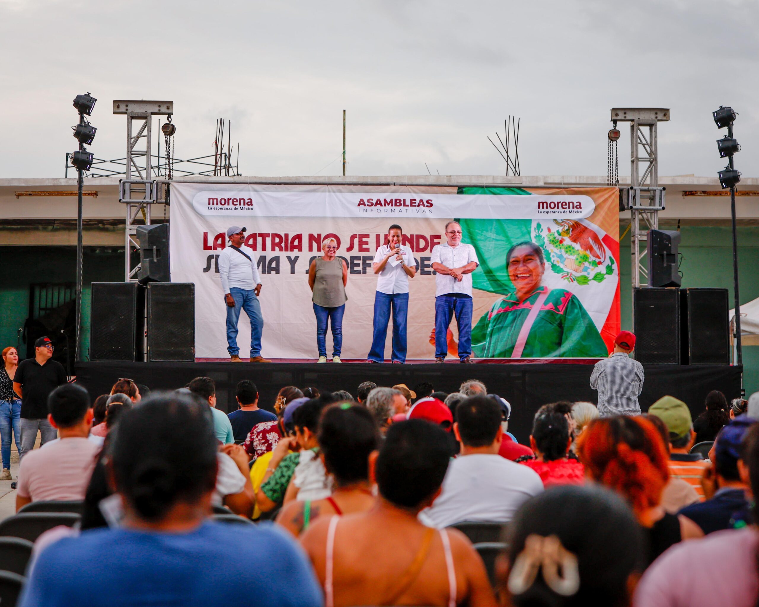 “Venimos a escuchar”: Milena Quiroga dialoga con familias de la Ricardo Flores Magón